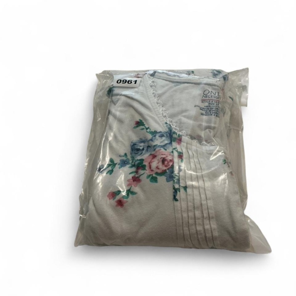 Only Necessities Nightgown Womens 2X White Floral Cotton Lace Pintuck - Picture 6 of 8